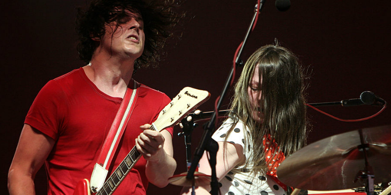 Ve a 1000 personas tocar Seven Nation Army