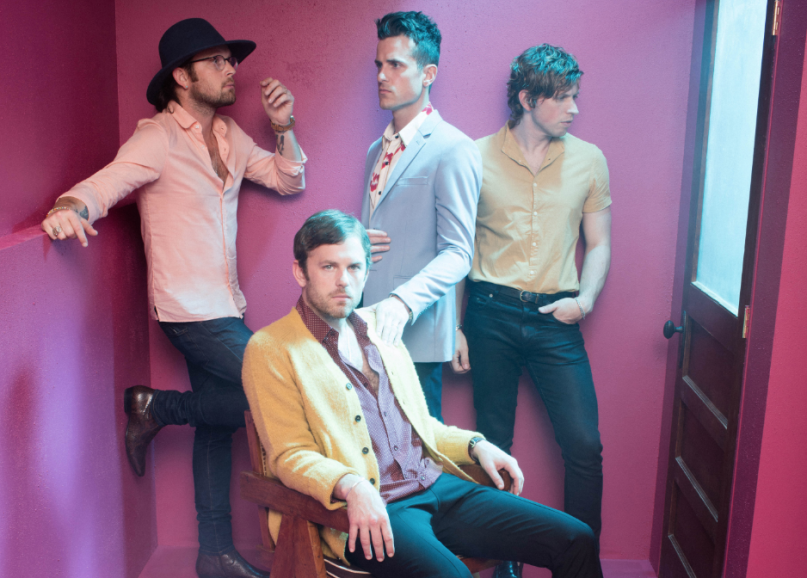 Kings of Leon estrenan más canciones