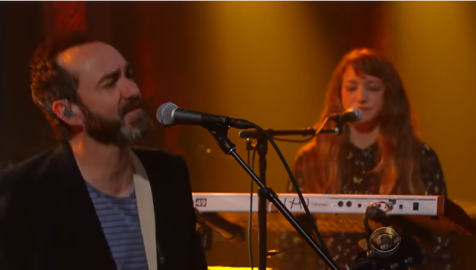 The Shins interpretan “Name For You” en el Show de Stephen Colbert