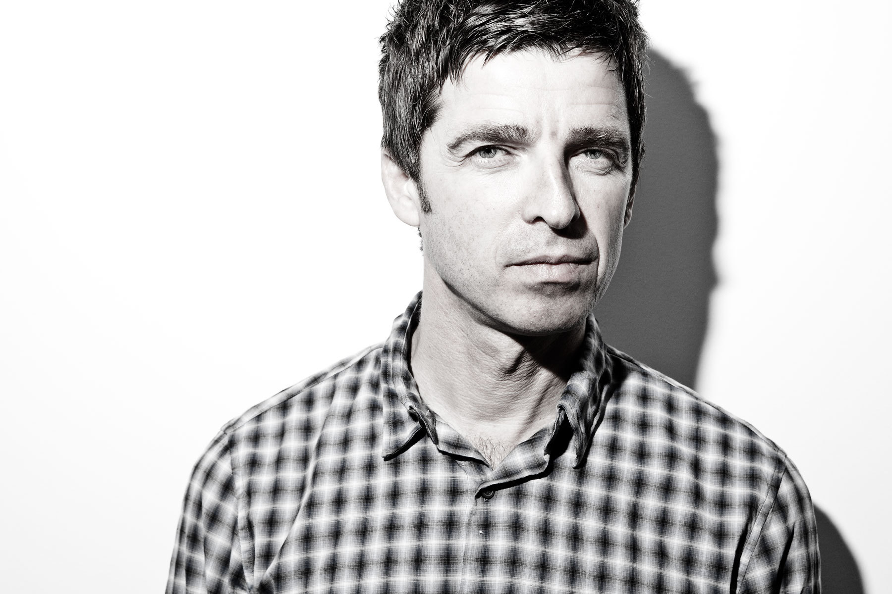 Escucha el nuevo disco de Noel Gallagher, Who Built the Moon ?