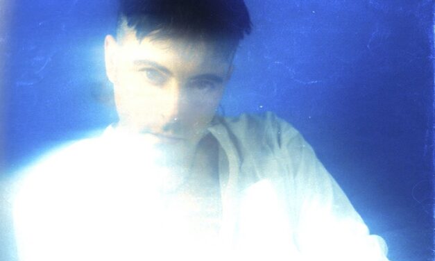 ENTREVISTA: El último VECINO y la escencia de un sonido que le canta a la esperanza.