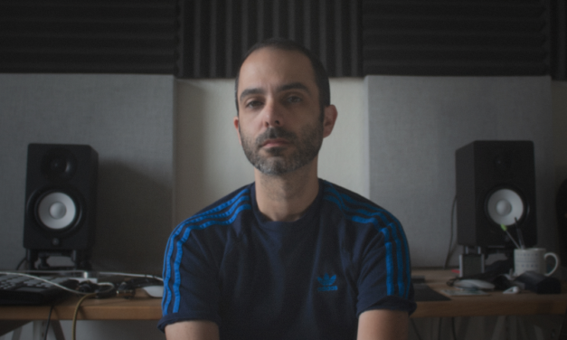 A Estas Alturas, un vuelo entre texturas llenas de nostalgia.