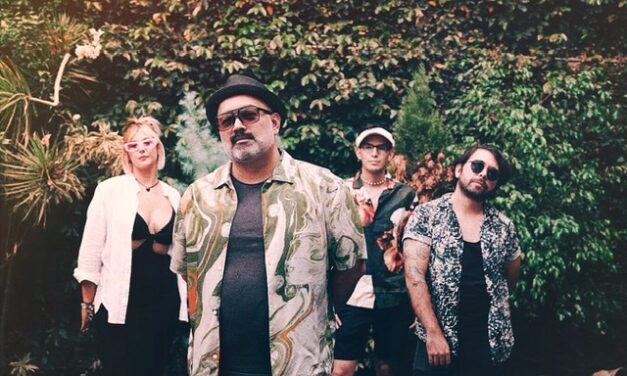 Sonny Beckett estrena vídeo con una propuesta fresca que abre la pista de baile entre el funk y el synthpop.