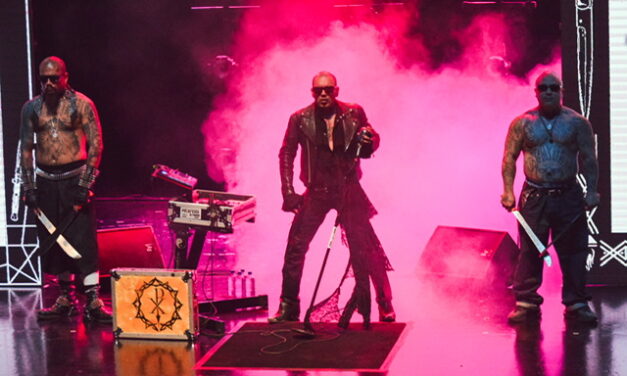 Prayers, el creador indiscutible del ‘chologoth’ fue al FIAC; Acá la reseña.