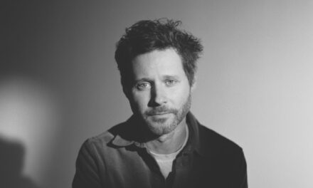 Dan Mangan presenta “Cut The Brakes” al estilo folk.