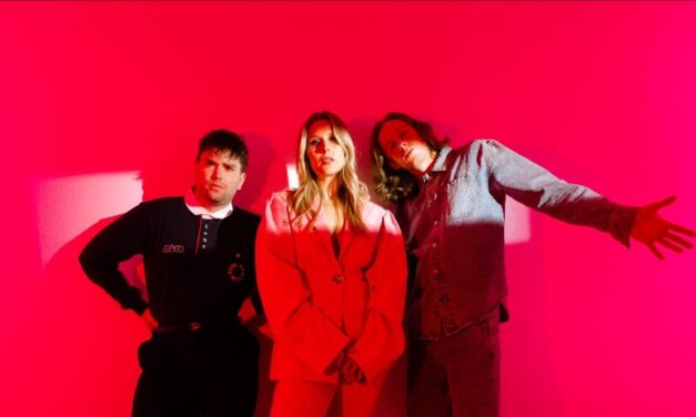 Middle Kids reversiona «Cause = Time» de Broken Social Scene