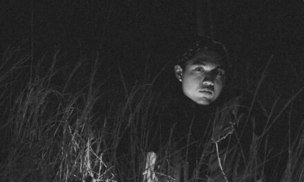 YXNG KC PRESENTA “TODOS SANTOS”, UN VIAJE SONORO A LA BAJA SUR ENTRE AFROBEAT Y REGGAETÓN