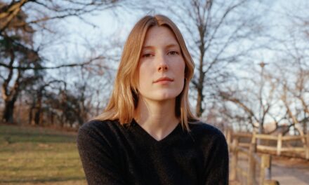 Georgia Harmer estrena su segundo álbum y se libera del peso del pasado