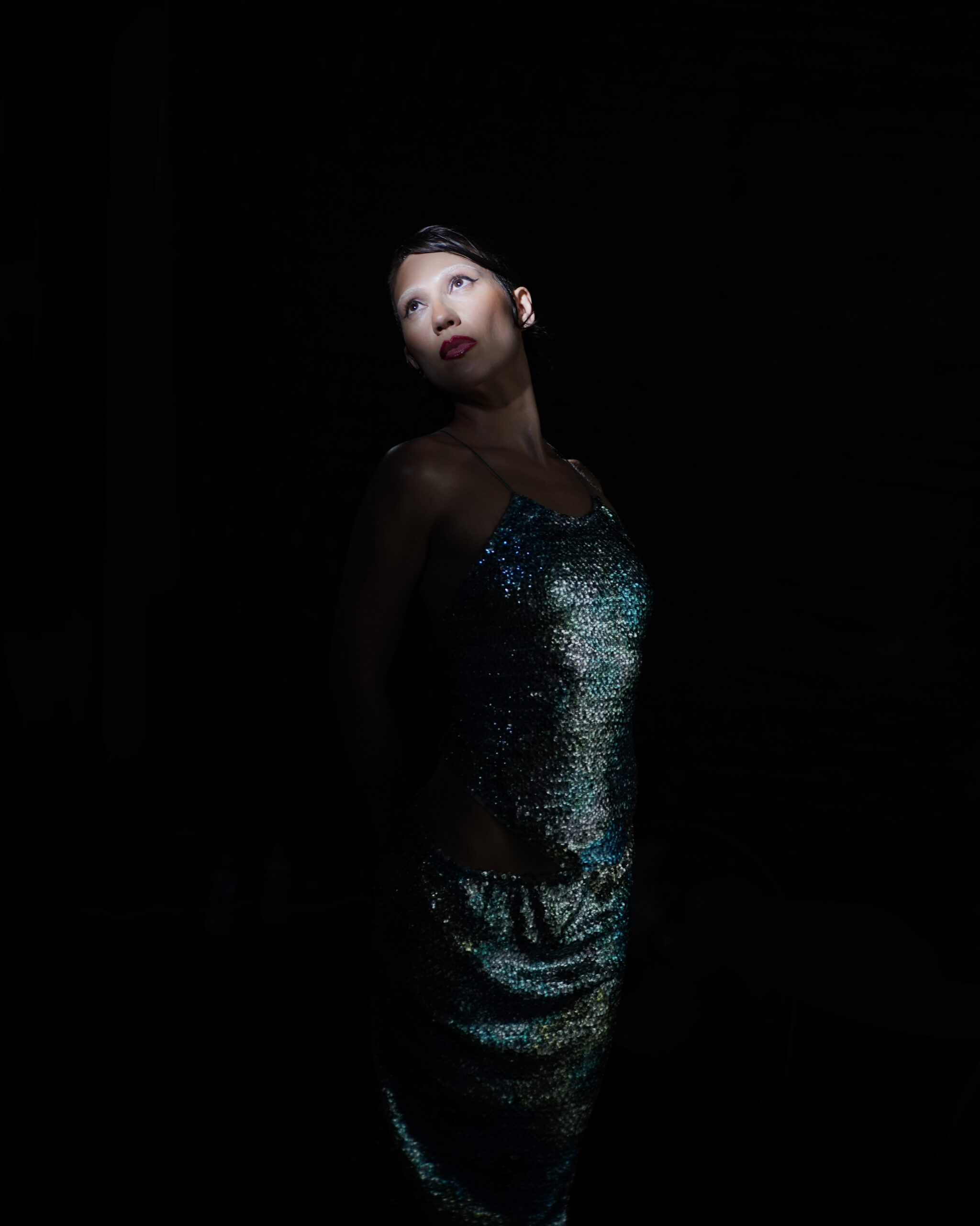 Tei Shi lanza Make believe I make believe, su cuarto álbum independiente