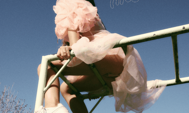 Sonia Z irradia luz con “MOOD”, su nuevo single