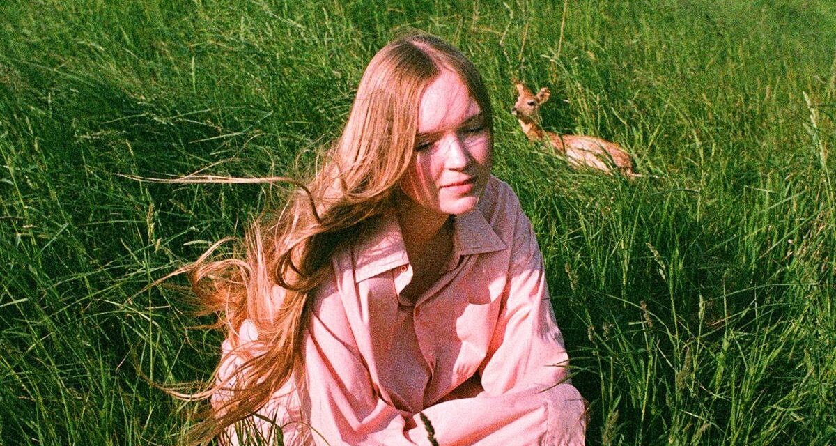 Babygirl acaba de soltar el soundtrack perfecto para tu “soft era”