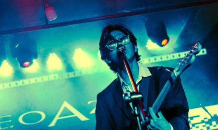 LeoAzul Estrena «Por la Mañana» y Se Consagra en el Indie Rock