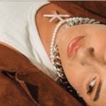 Paula Mattheus presenta «Oxidado», una canción sobre abrazar el paso del tiempo