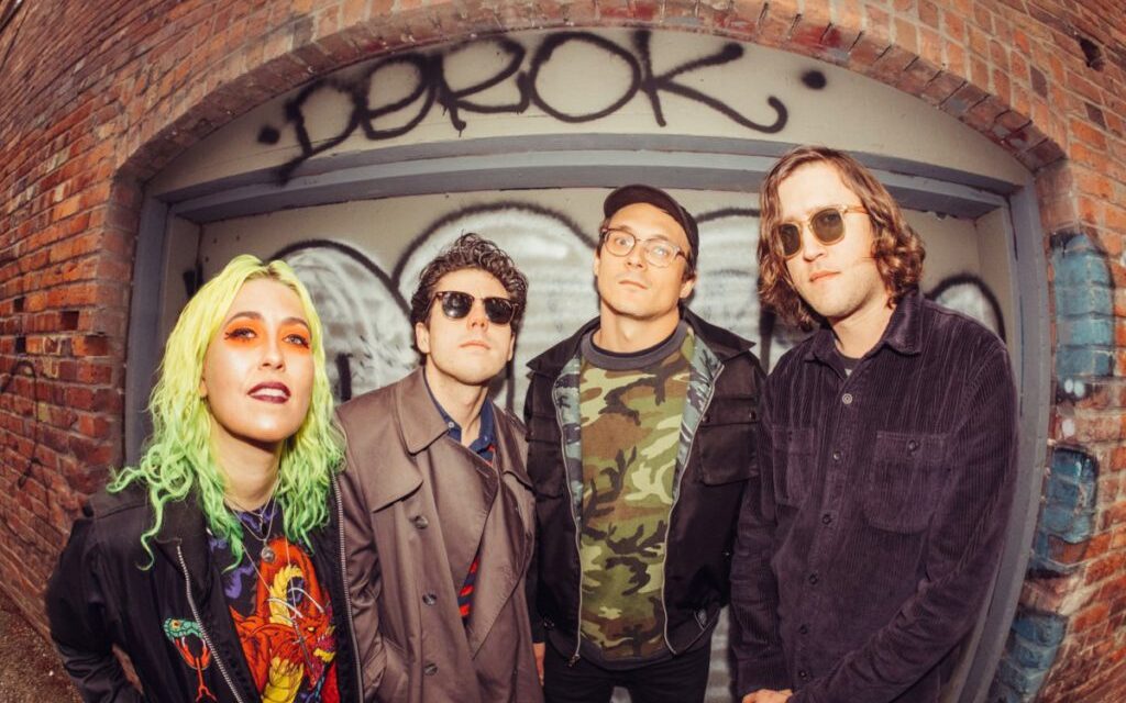 HIPNOSIS PRESENTA: FRANKIE AND THE WITCH FINGERS