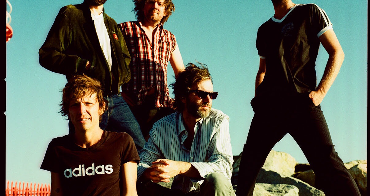 Pond revela “Through The Heather”, un nuevo adelanto de Terrestrials