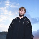 Rizzle lanza “Caí de cara ayer”: un track generacional sobre aceptar y mejorar